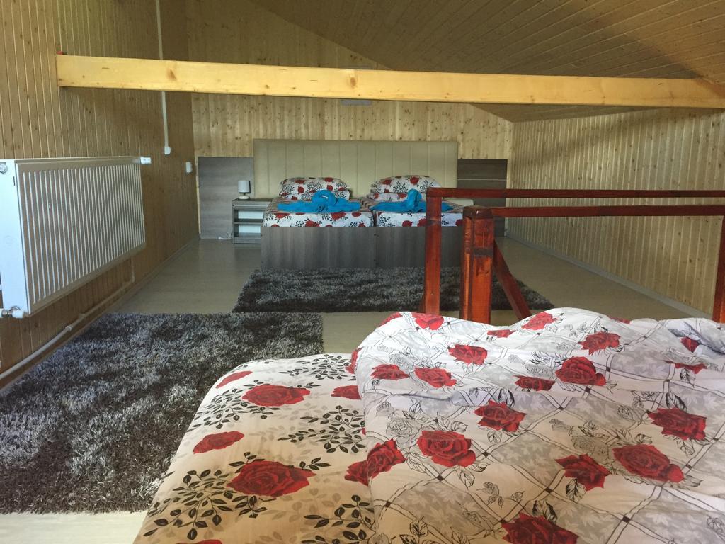 Pensiunea Roka Ranca Habitación foto