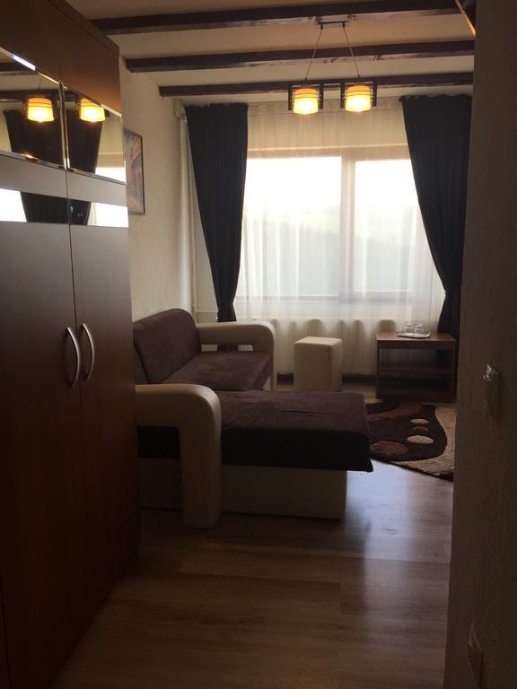 Pensiunea Roka Ranca Habitación foto